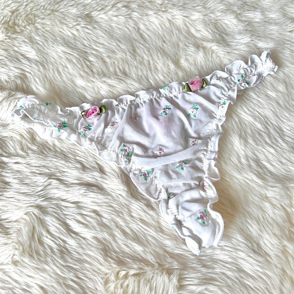 Victoria’s Secret Y2K Mesh Rosette Thong Panty - Picture 6 of 6